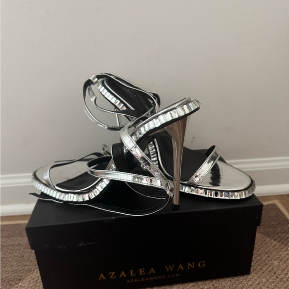 Azalea Wing Akira Brik Black & Silver Heel Stiletto - Picture 1 of 7